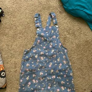 Overall dress so cute”used”.